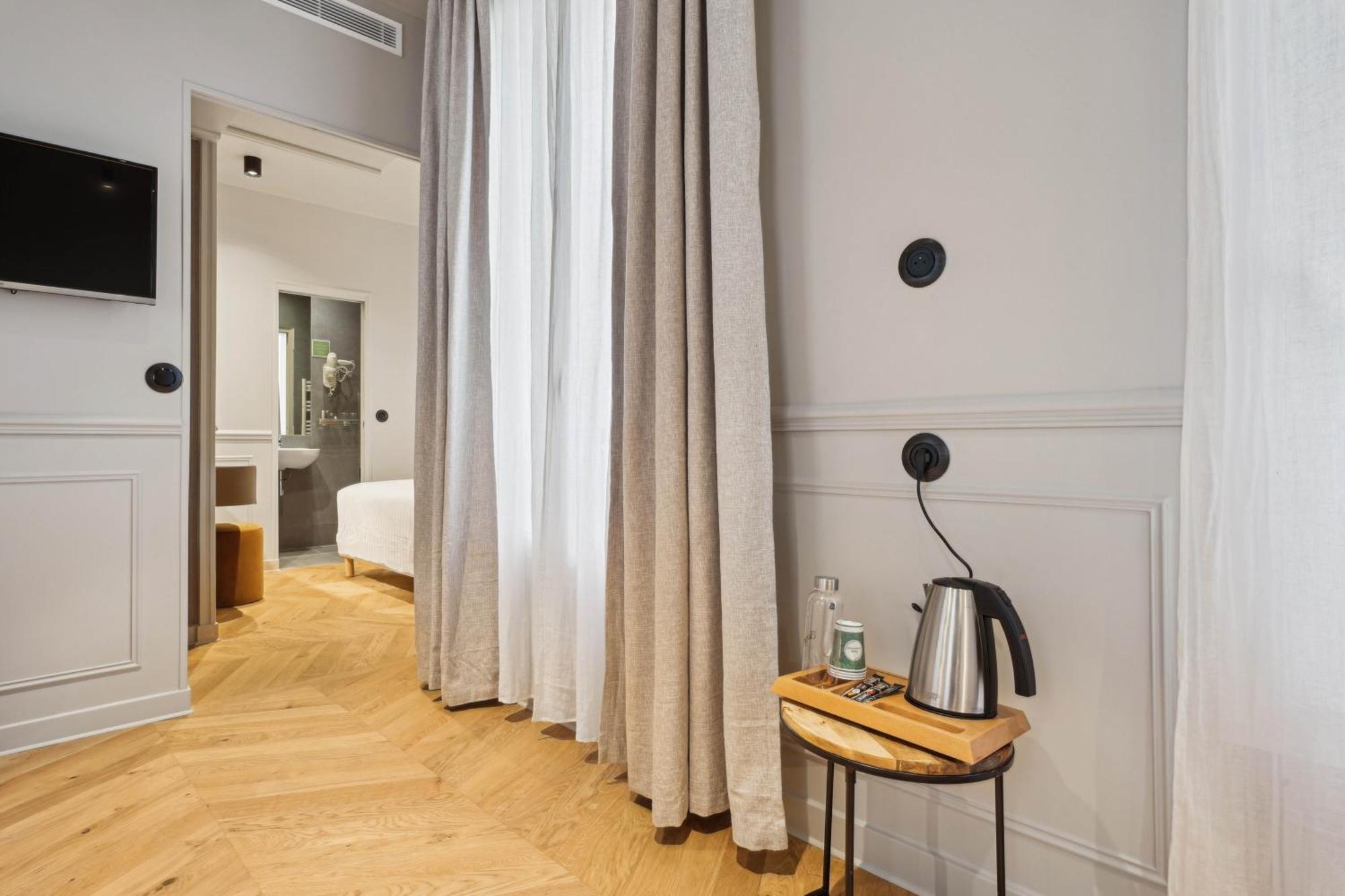 Hotel Clemence Париж Экстерьер фото